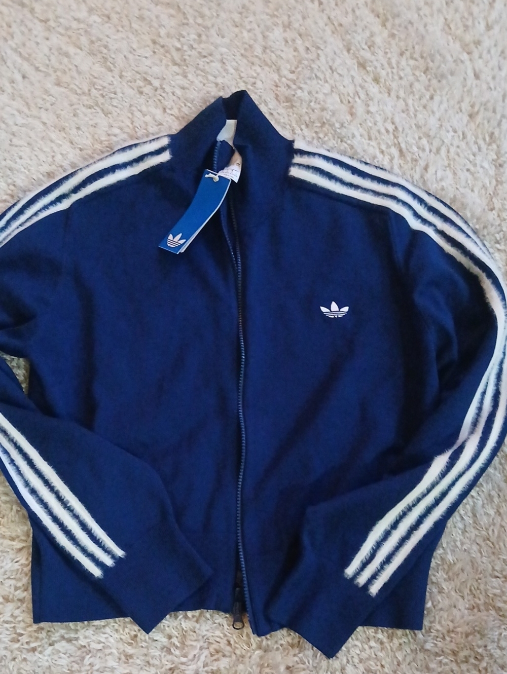 NWT ADIDAS KNIT CARDIGAN FUR 3 STRIPES